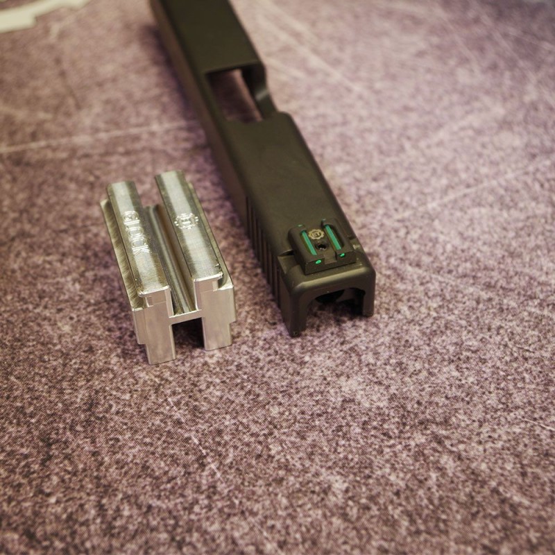 EEMANN TECH SLIDE LOCK TOOL (outil de verrouillage à glissière) POUR GLOCK  ET-030334