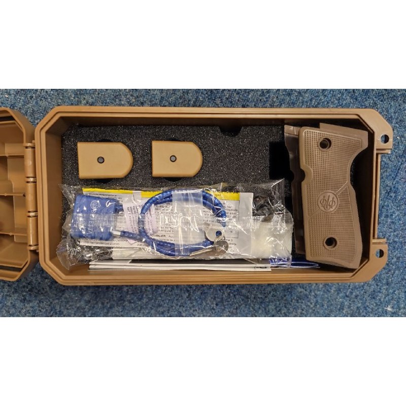 PISTOLET BERETTA M9A4 CAL. 9mm 5.2" FILETE 1/2-28 CERAKOTE FDE 18 COUPS