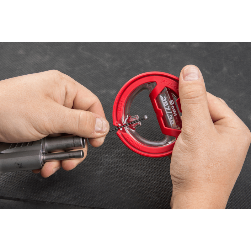 REAL AVID - CABLE DE NETTOYAGE BORE BOSS - CAL .357CAL/.38CAL/9MM