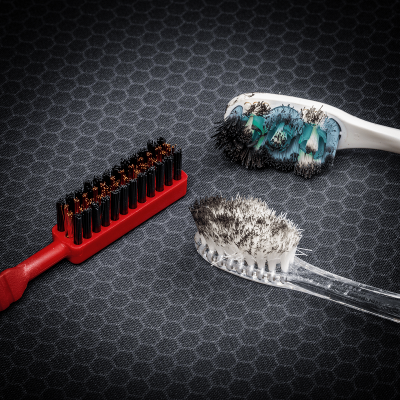 REAL AVID - SET DE NETTOYAGE PICS ET BROSSES ACCU-GRIP