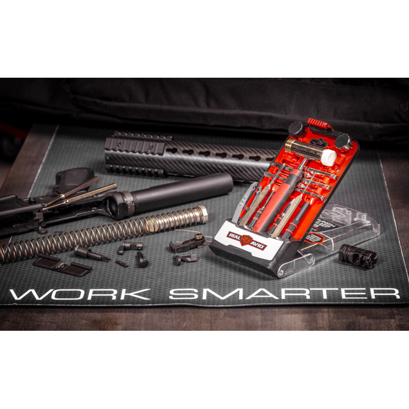 REAL AVID - SET MASSETTE ET CHASSE GOUPILLE AR15