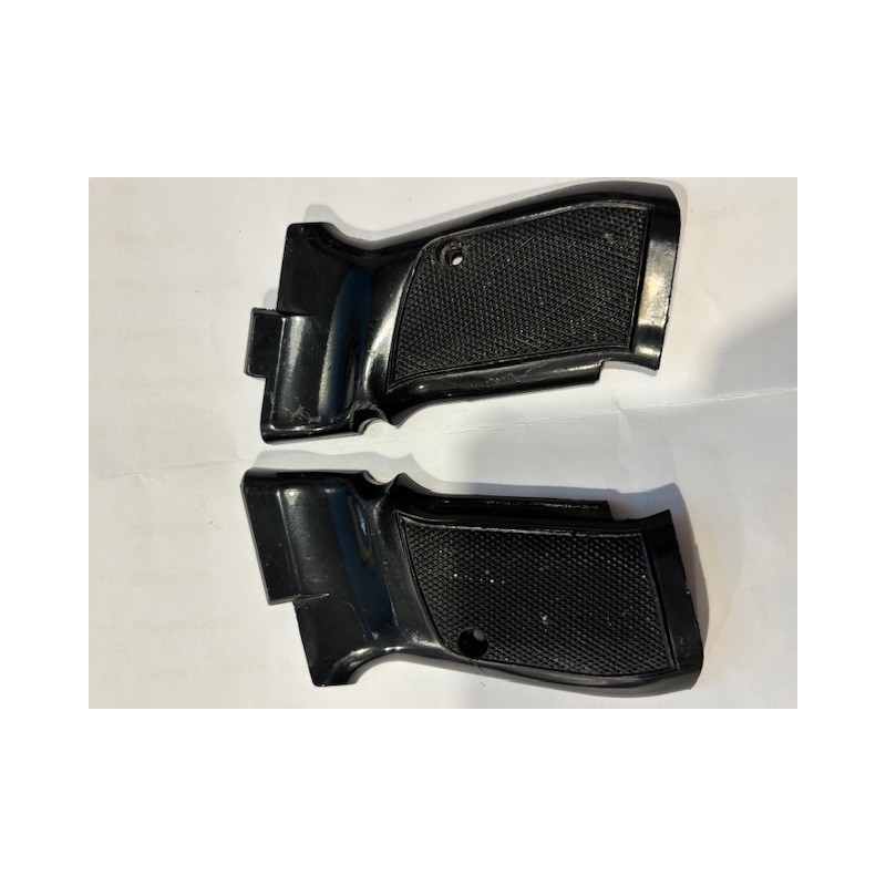 CZ83 PLAQUETTE ( GRIPS ) CZ-48-49