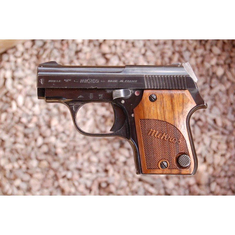 PLAQUETTES MIKROS modèle K grips (partiellement en damier et logo)