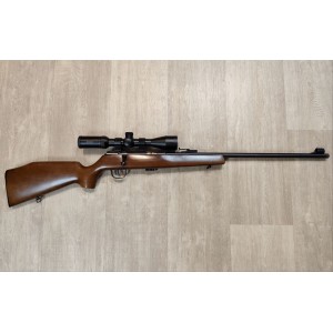 Carabine AKAH Albrecht Kind .22 LR à verrou + lunette Hawke