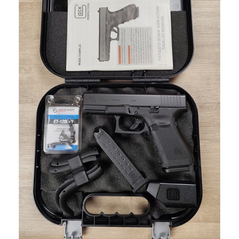 GLOCK 19 Gen 4 9x19 avec accessoires – occasion