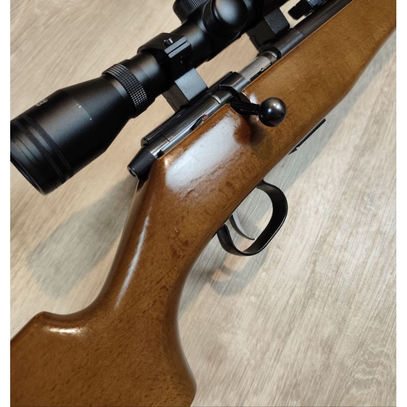 KRICO .22 LR – Carabine à verrou avec lunette 4x32